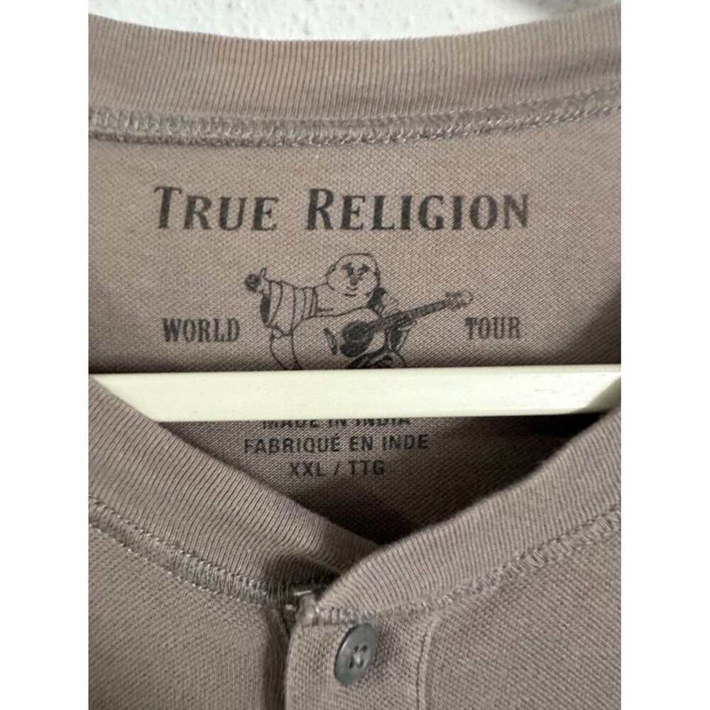 True Religion Men’s XXL Taupe Long Sleeve Henley Shirt Embroidered Logo Casual - Picture 3 of 7
